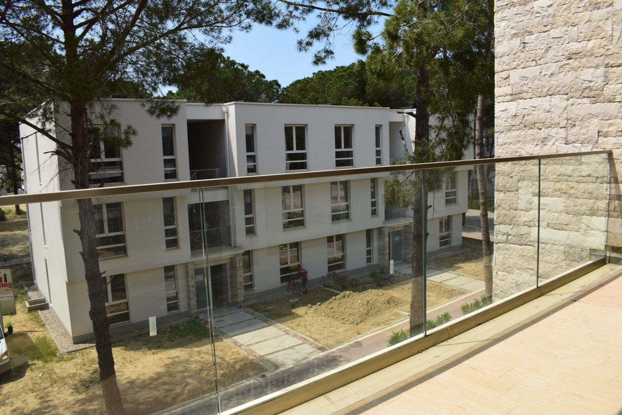 Apartmanok eladók a San Pietro Resort-ban, Gjiri I Lalzit